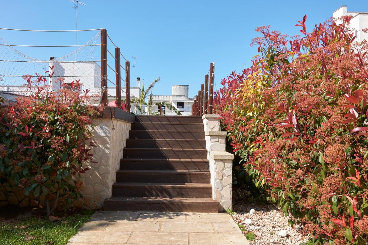 Hotel Il Giardino Di Flora - Piscina & Jacuzzi Lecce Zewnętrze zdjęcie